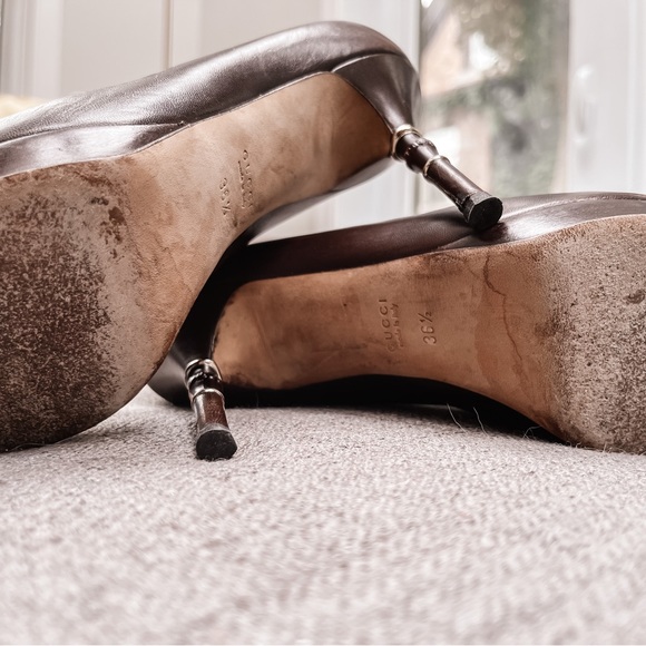 Gucci platform chocolate stilettos with signature bamboo shaped heels size 36.5 - Picture 5 of 6